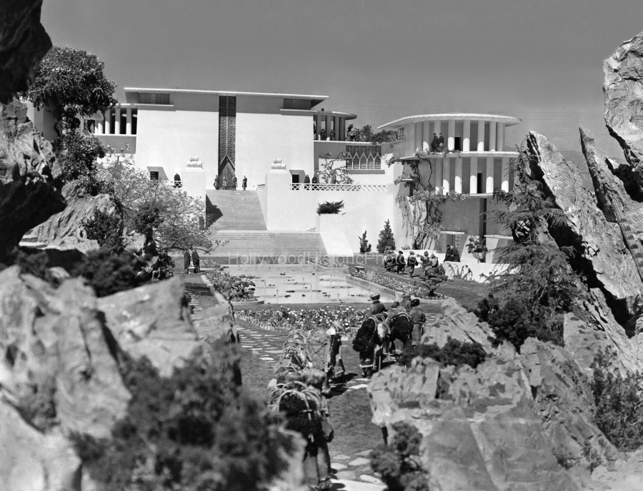 Lost Horizon 1937 5 Cast entering Shangri-la sets wm.jpg